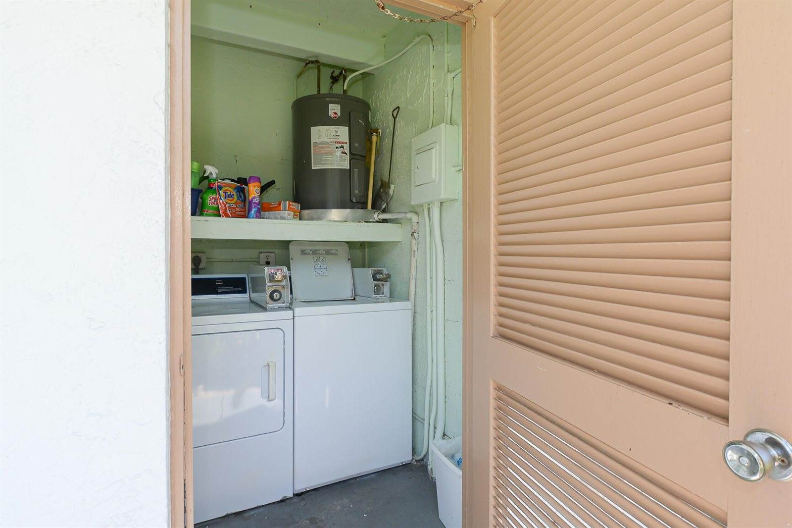 2950 SE Ocean Boulevard, Stuart, FL 34996