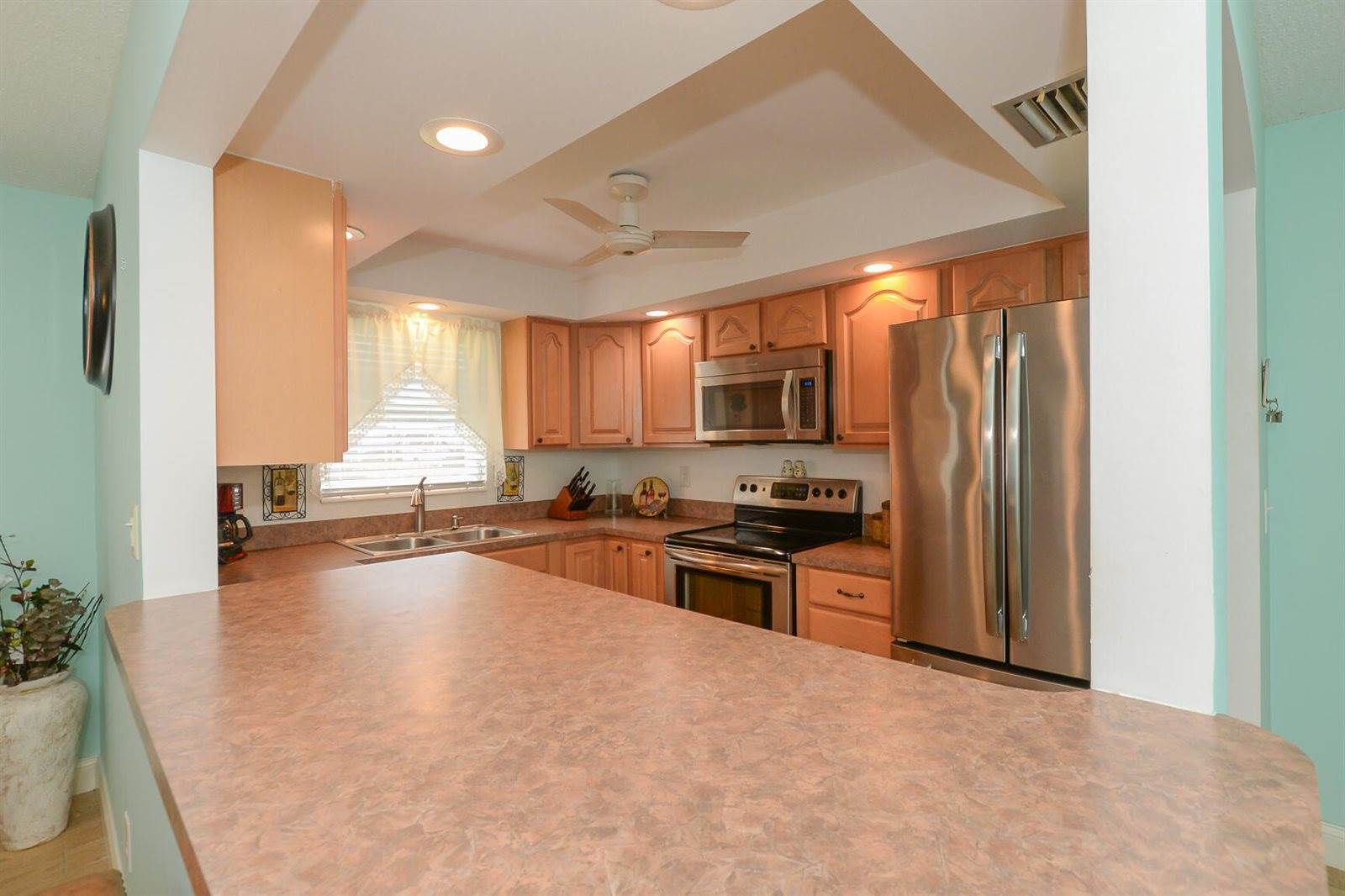 2950 SE Ocean Boulevard, Stuart, FL 34996