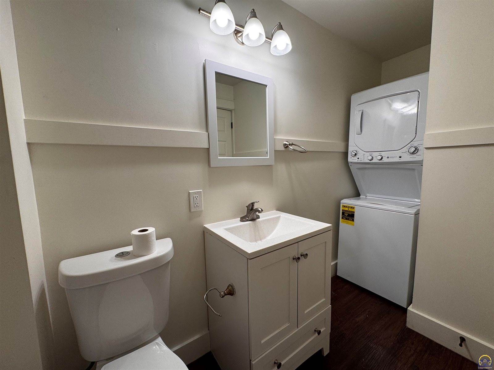 1531 SW 15th ST, Topeka, KS 66604