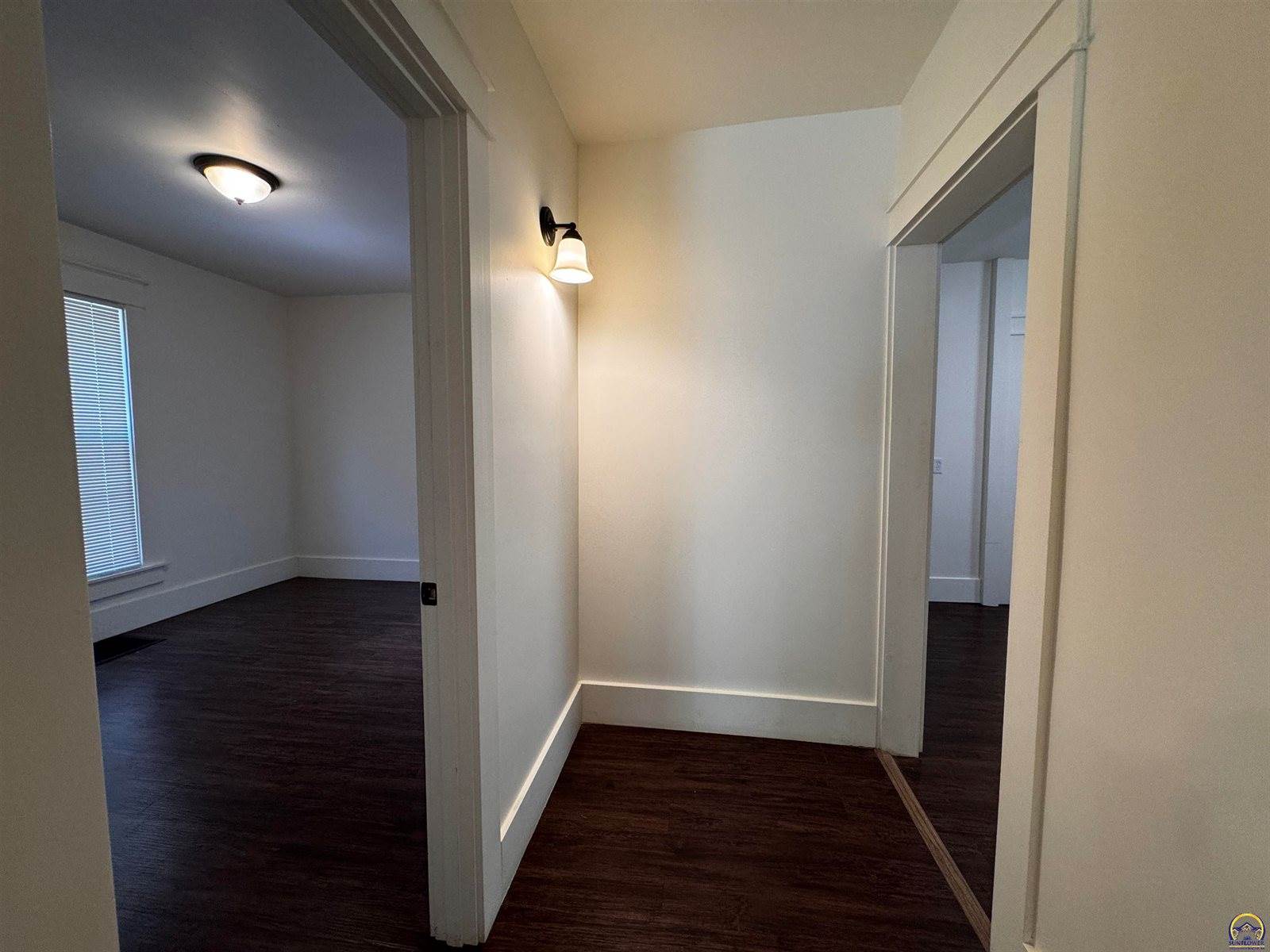 1531 SW 15th ST, Topeka, KS 66604