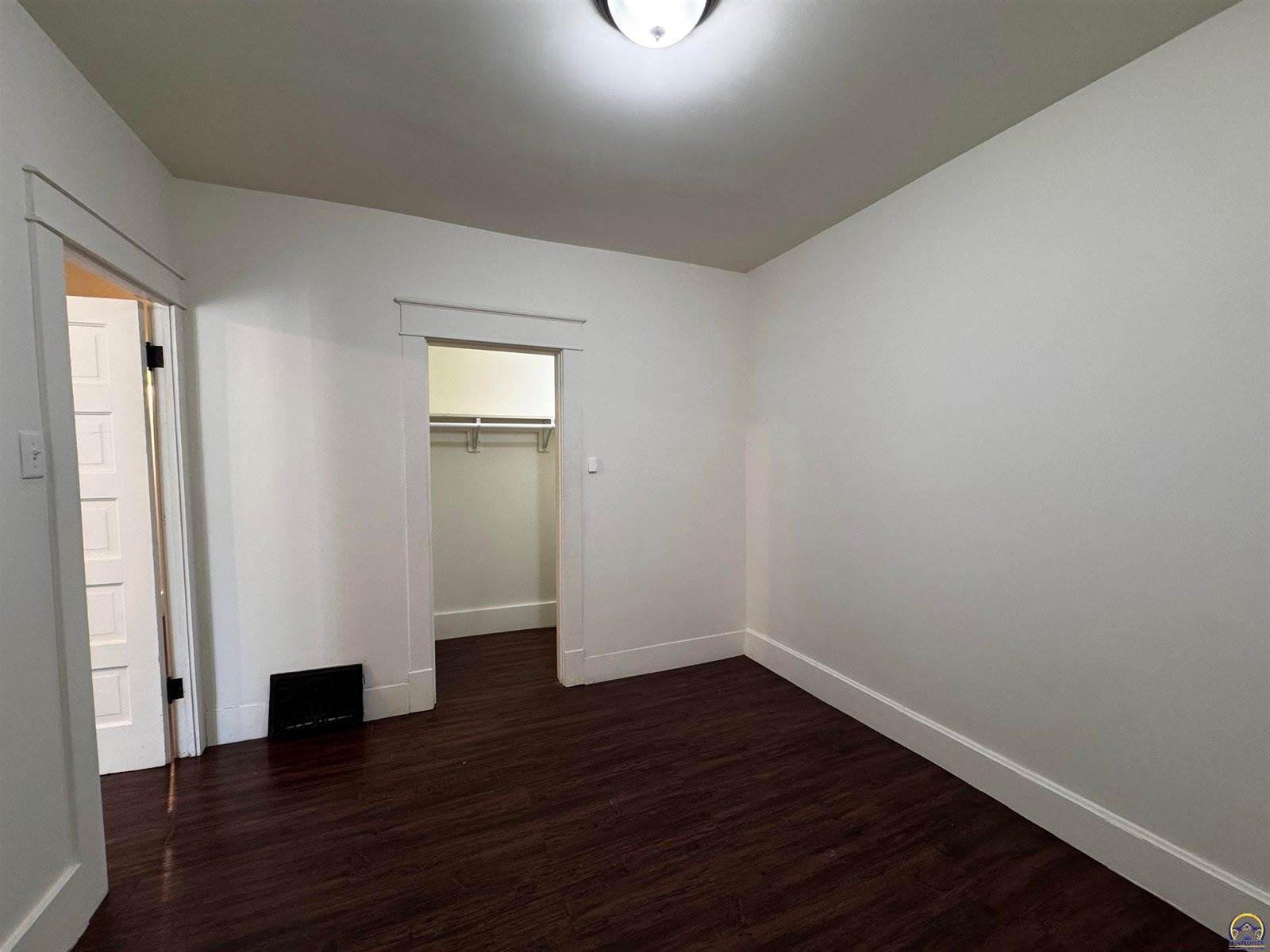 1531 SW 15th ST, Topeka, KS 66604