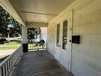 1531 SW 15th ST, Topeka, KS 66604