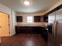 1531 SW 15th ST, Topeka, KS 66604