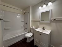 1531 SW 15th ST, Topeka, KS 66604