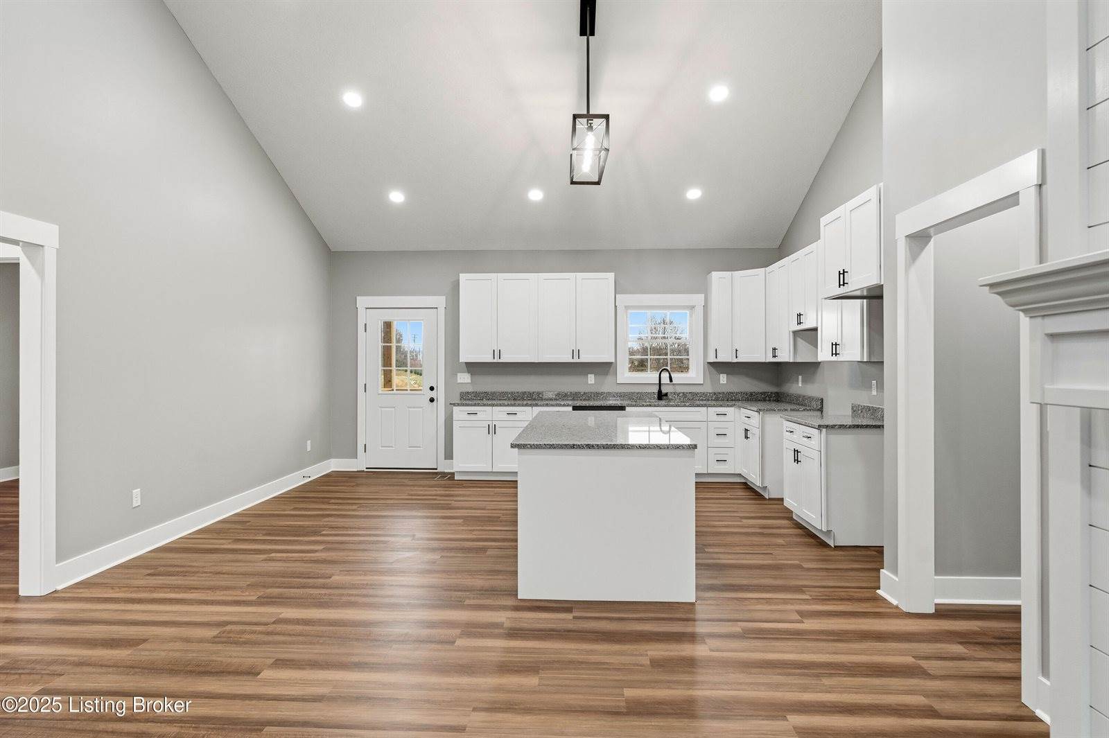 87 Betty Boyd Ln, Brandenburg, KY 40108