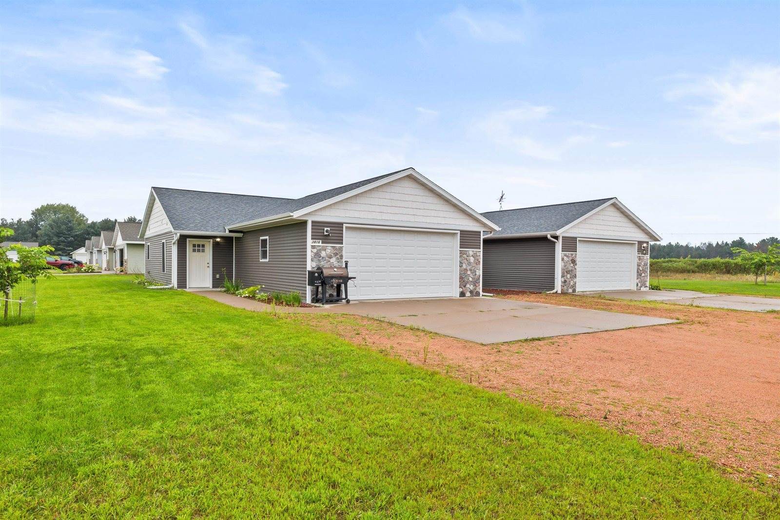 3816/3818 Kensington Place, Plover, WI 54467