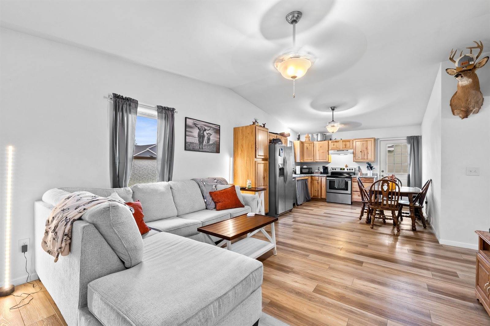 3816/3818 Kensington Place, Plover, WI 54467