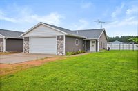 3816/3818 Kensington Place, Plover, WI 54467