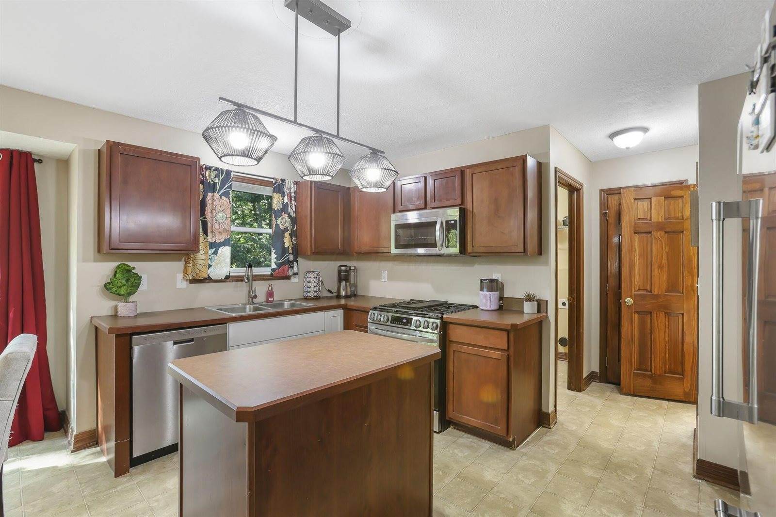 7846 Blacklick View Drive, Blacklick, OH 43004