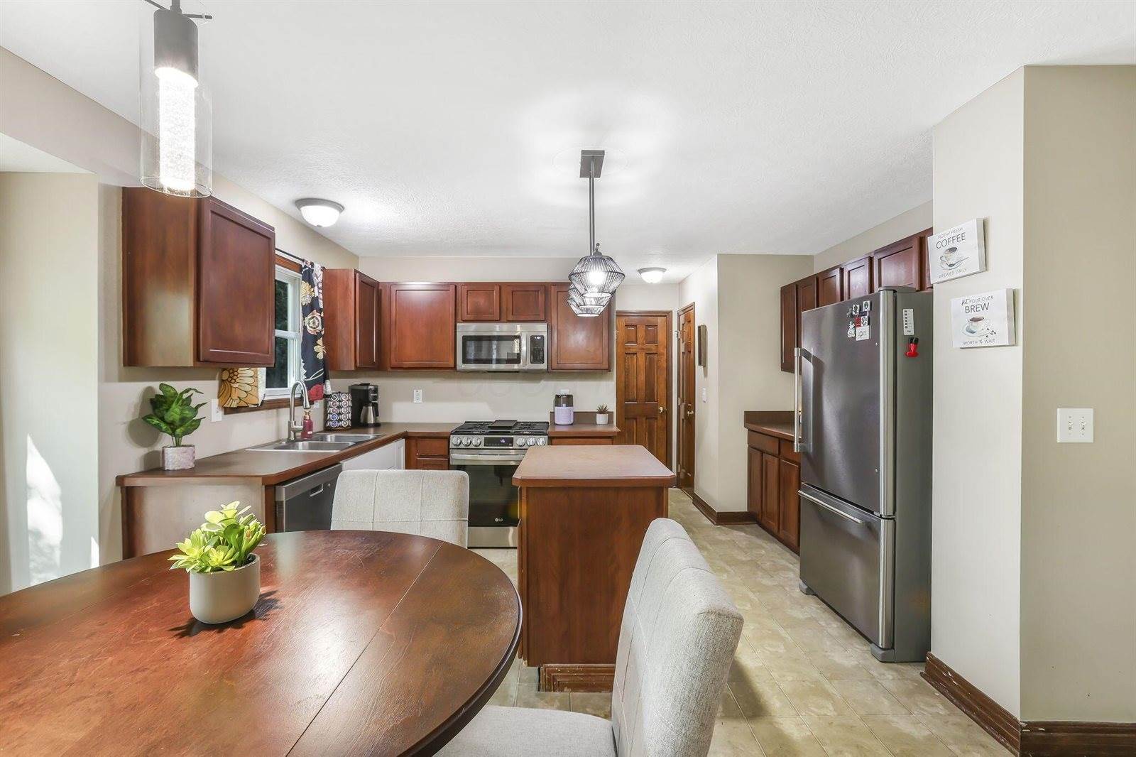 7846 Blacklick View Drive, Blacklick, OH 43004