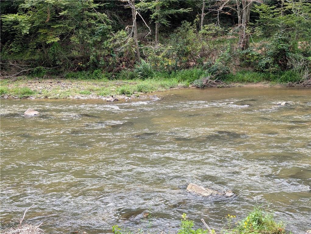 14 Elk Creek Mountain, Todd, NC 28684