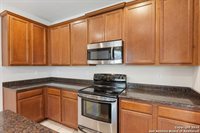 5614 Cross Pond, San Antonio, TX 78249