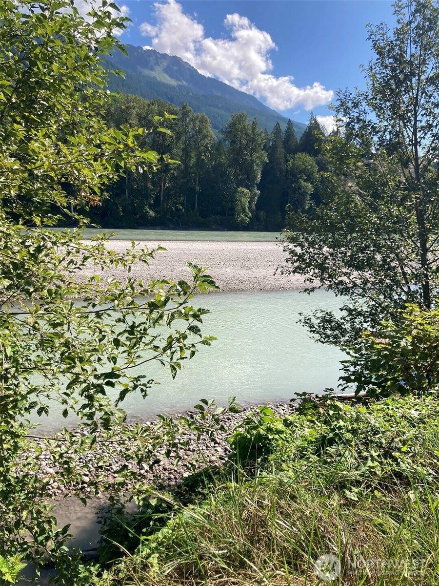 9535 Colony Lane, Concrete, WA 98237