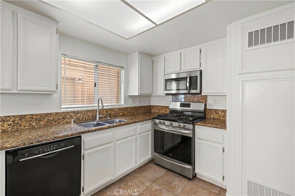 18728 Vista Del Canon, Newhall, CA 91321