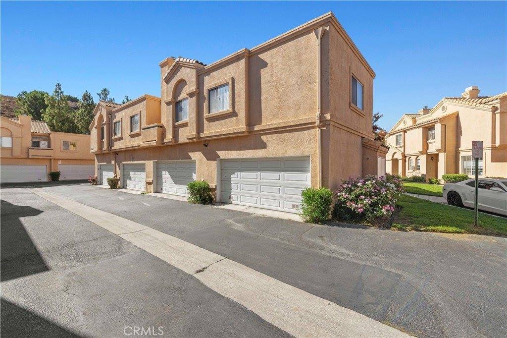 18728 Vista Del Canon, Newhall, CA 91321