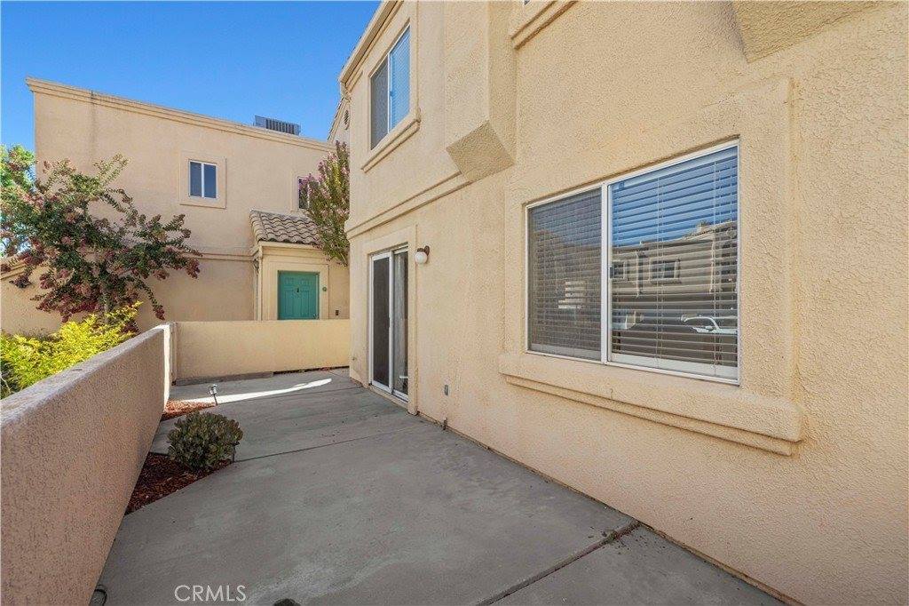 18728 Vista Del Canon, Newhall, CA 91321