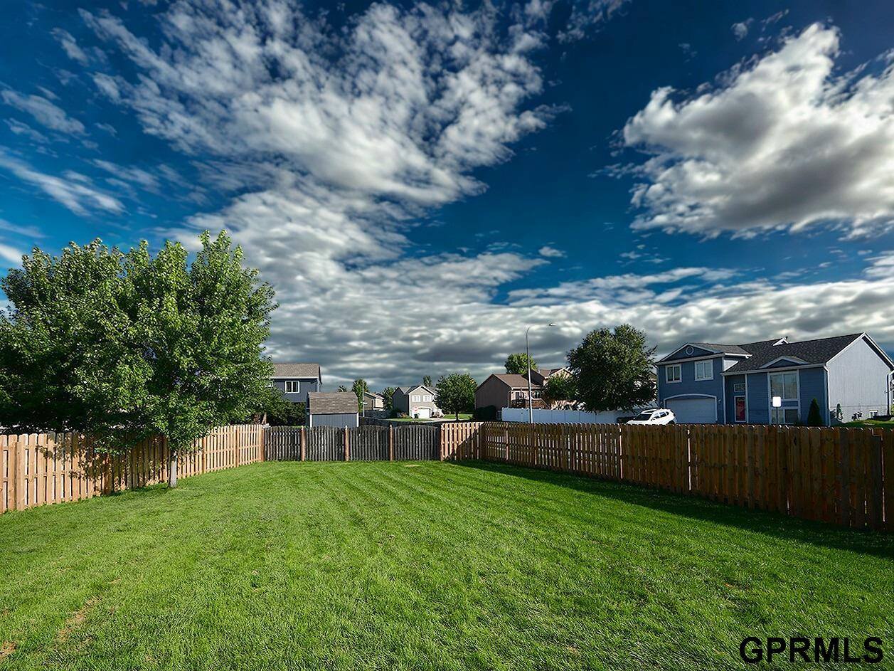 18704 Washington Street, Omaha, NE 68135