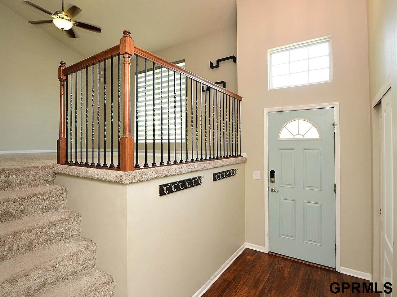 18704 Washington Street, Omaha, NE 68135