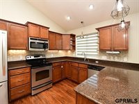 18704 Washington Street, Omaha, NE 68135