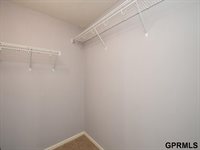 18704 Washington Street, Omaha, NE 68135