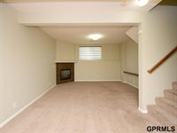 18704 Washington Street, Omaha, NE 68135