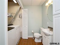 18704 Washington Street, Omaha, NE 68135