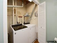 18704 Washington Street, Omaha, NE 68135