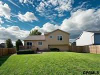 18704 Washington Street, Omaha, NE 68135