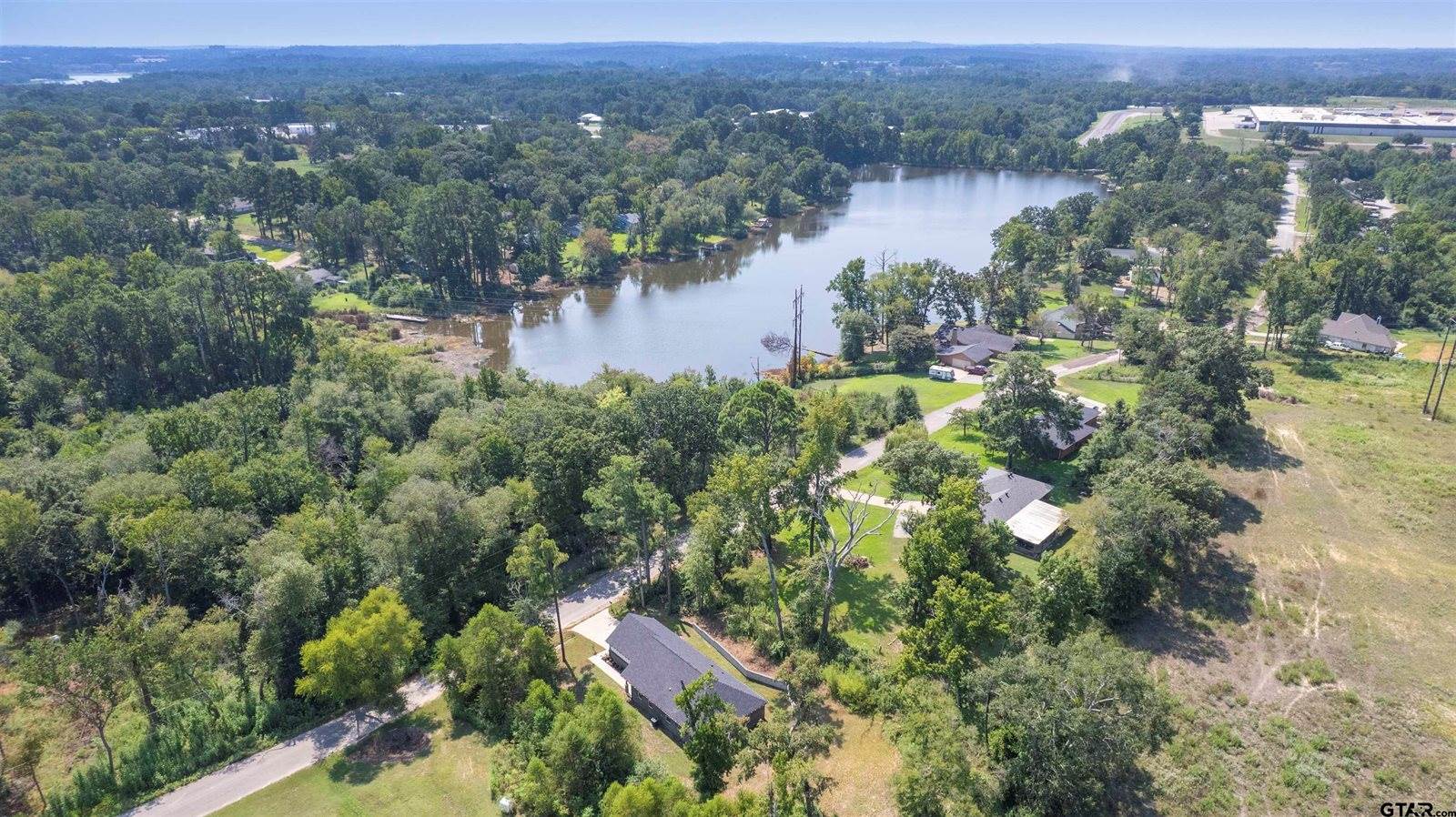 9710 W Lakeshore Dr, Tyler, TX 75709