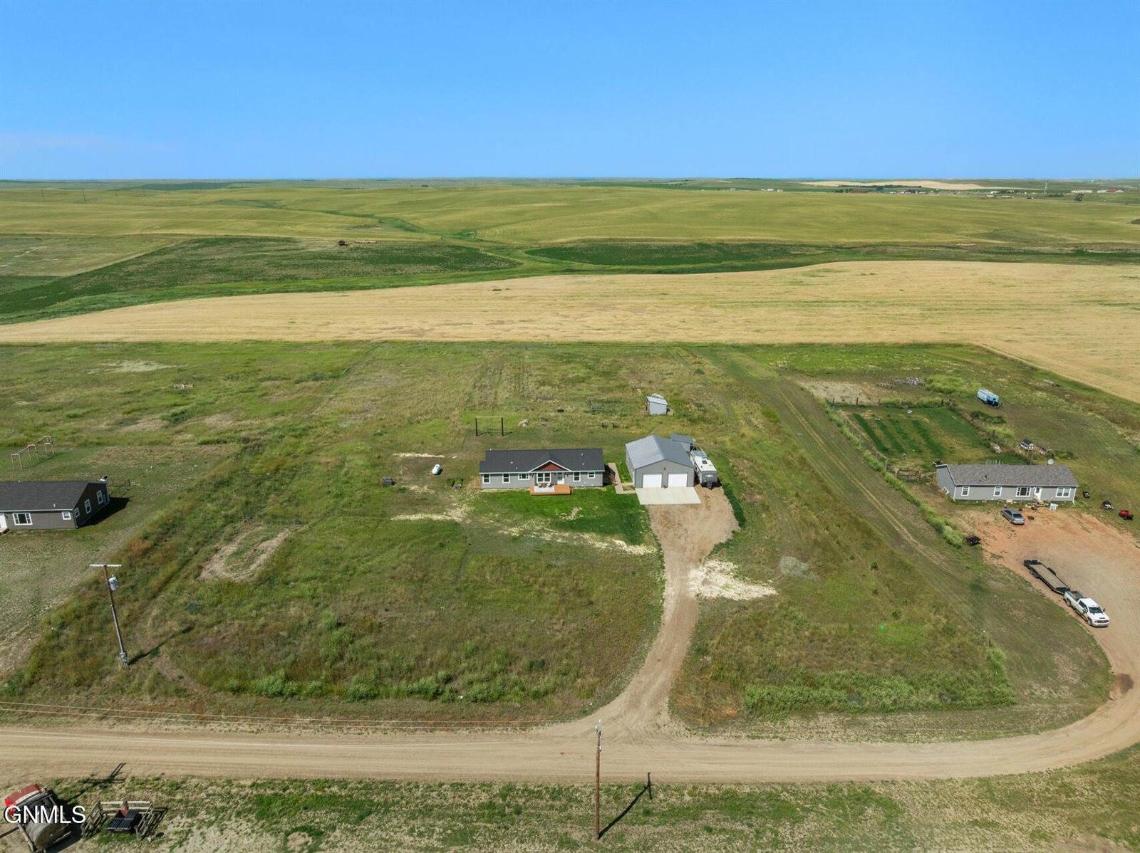 2641 141q Avenue NW, Alexander, ND 58831