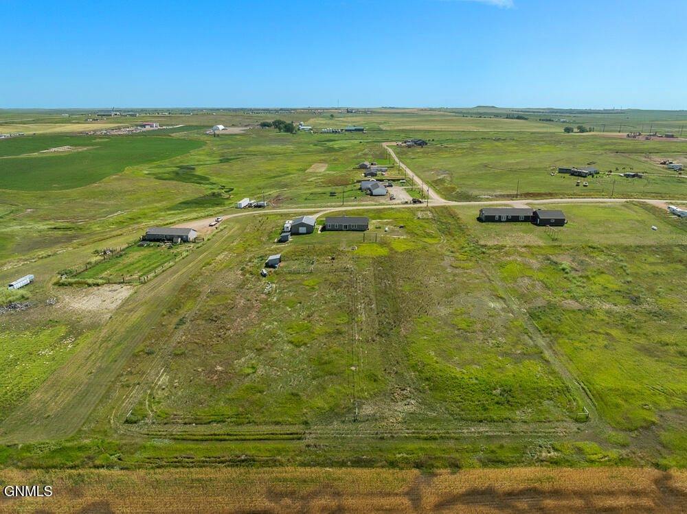 2641 141q Avenue NW, Alexander, ND 58831