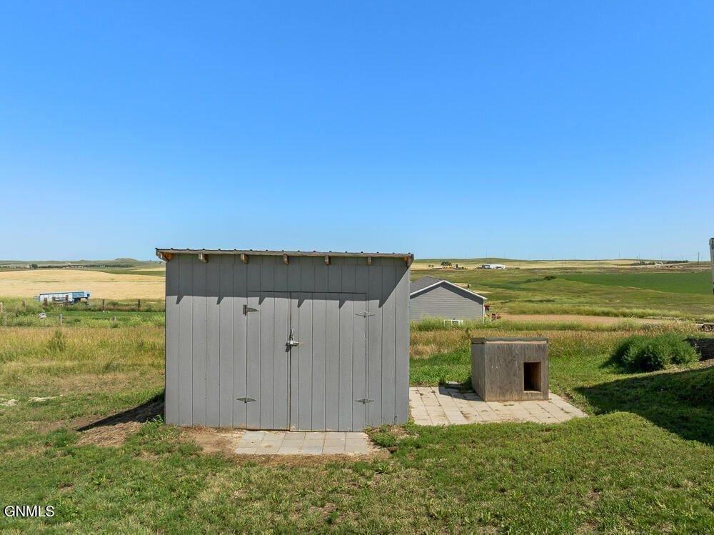 2641 141q Avenue NW, Alexander, ND 58831