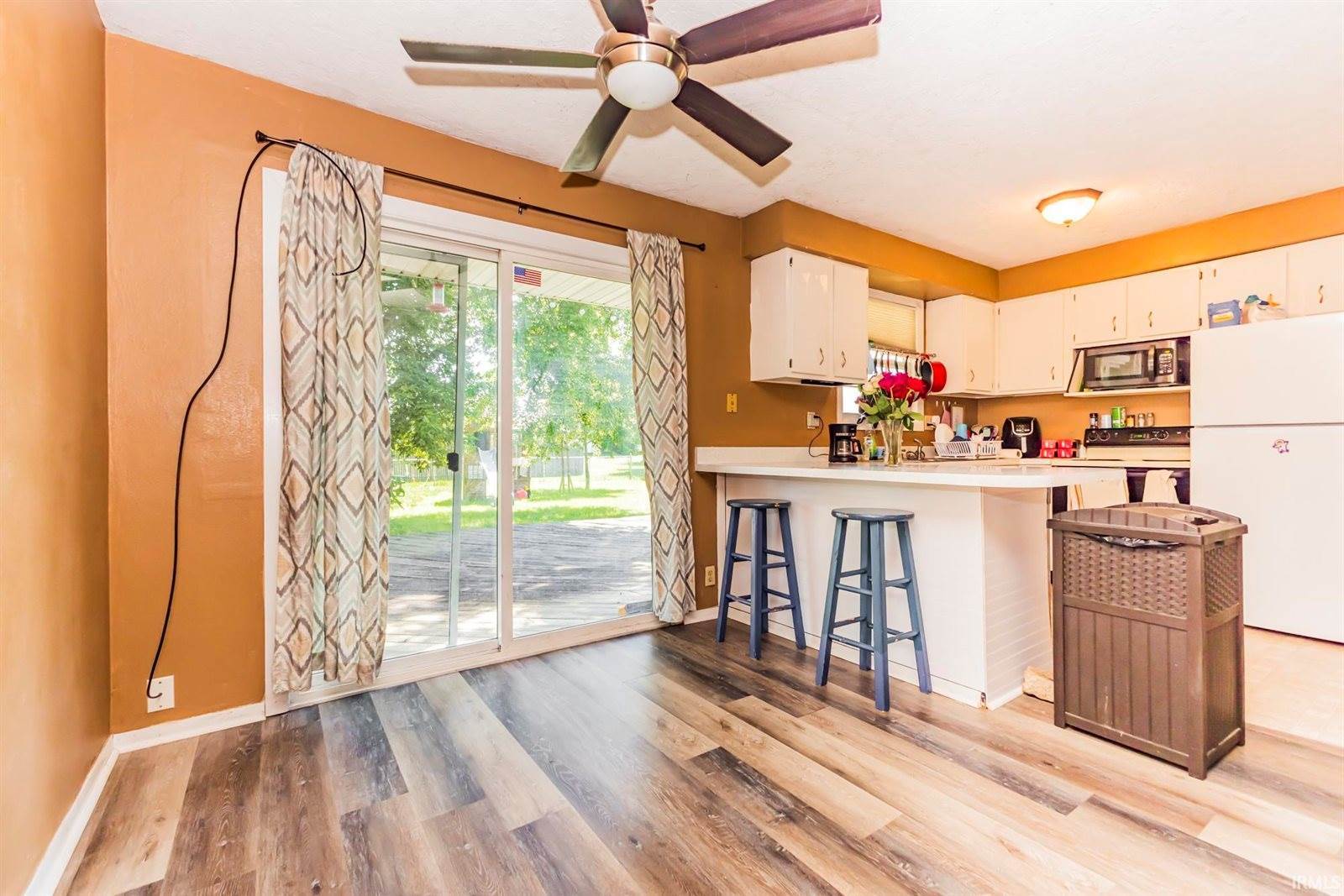 517 S Ohio Street, Parker City, IN 47368