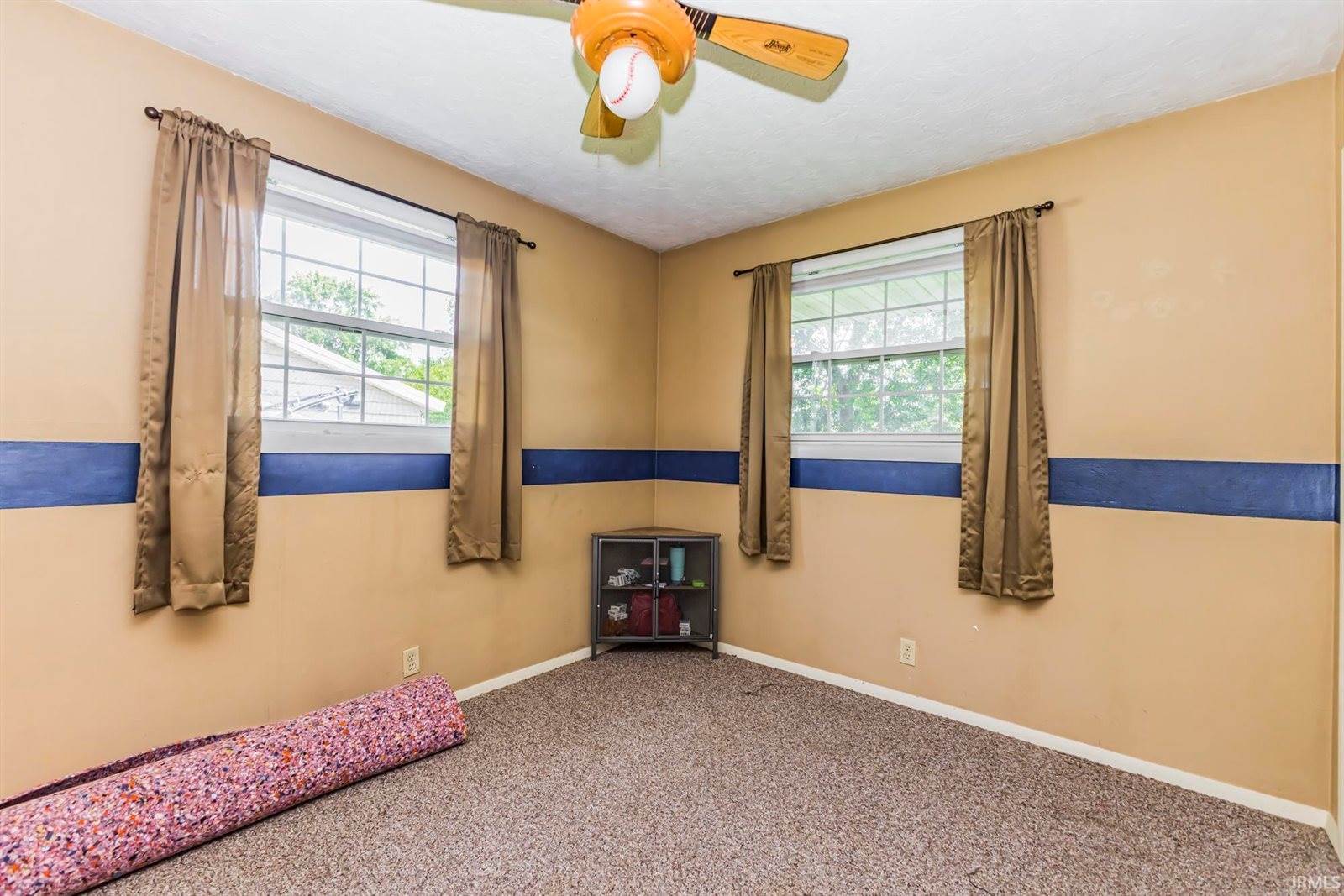 517 S Ohio Street, Parker City, IN 47368