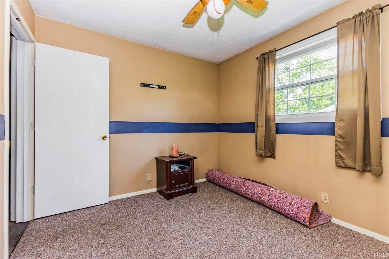 517 S Ohio Street, Parker City, IN 47368