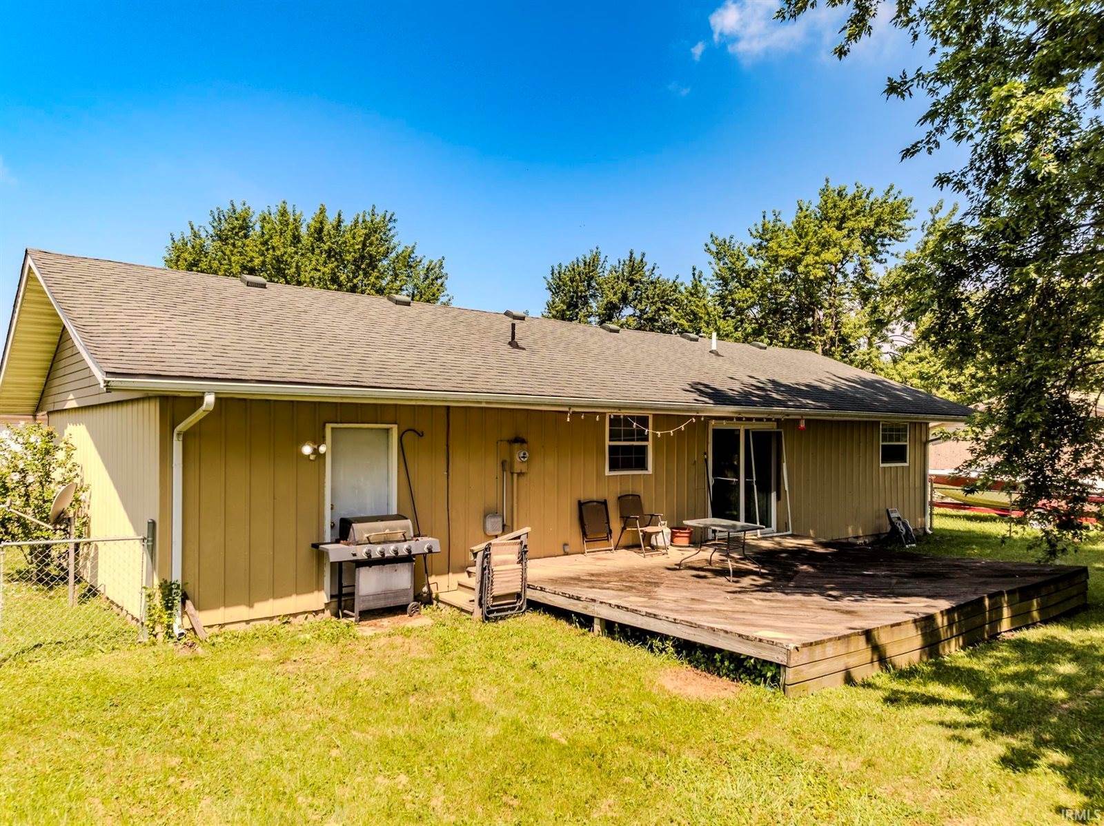 517 S Ohio Street, Parker City, IN 47368