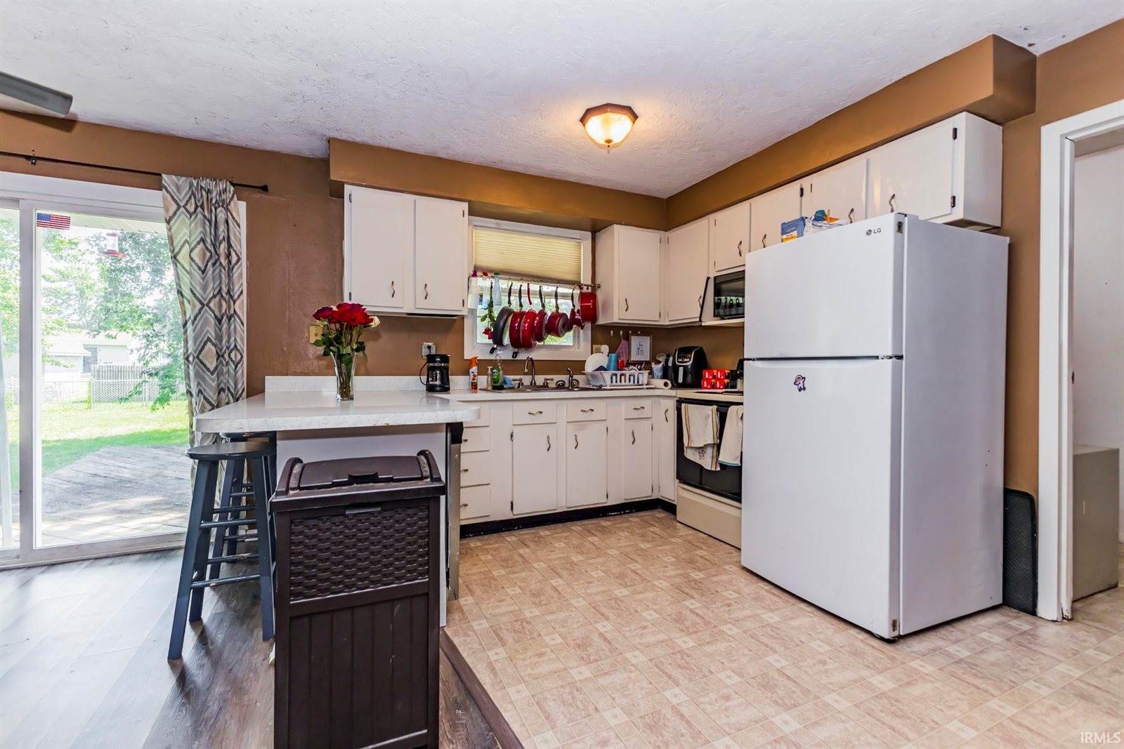 517 S Ohio Street, Parker City, IN 47368