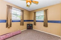 517 S Ohio Street, Parker City, IN 47368