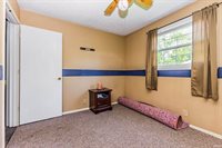 517 S Ohio Street, Parker City, IN 47368