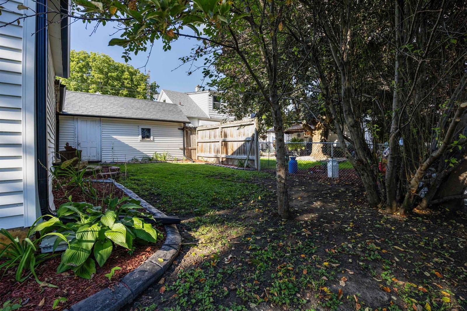 1208 23rd, Monroe, WI 53566