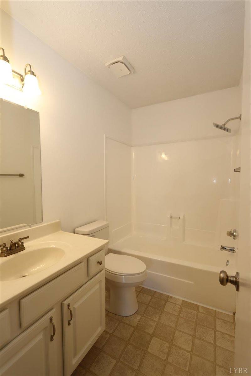 39 Nags Head Court, Lynchburg, VA 24502