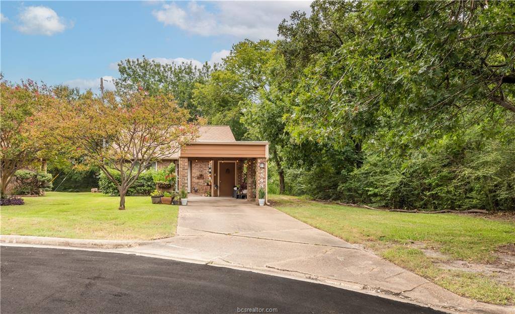 2849 Oakside Drive, Bryan, TX 77802