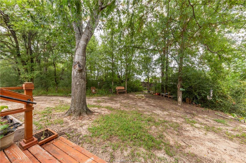 2849 Oakside Drive, Bryan, TX 77802