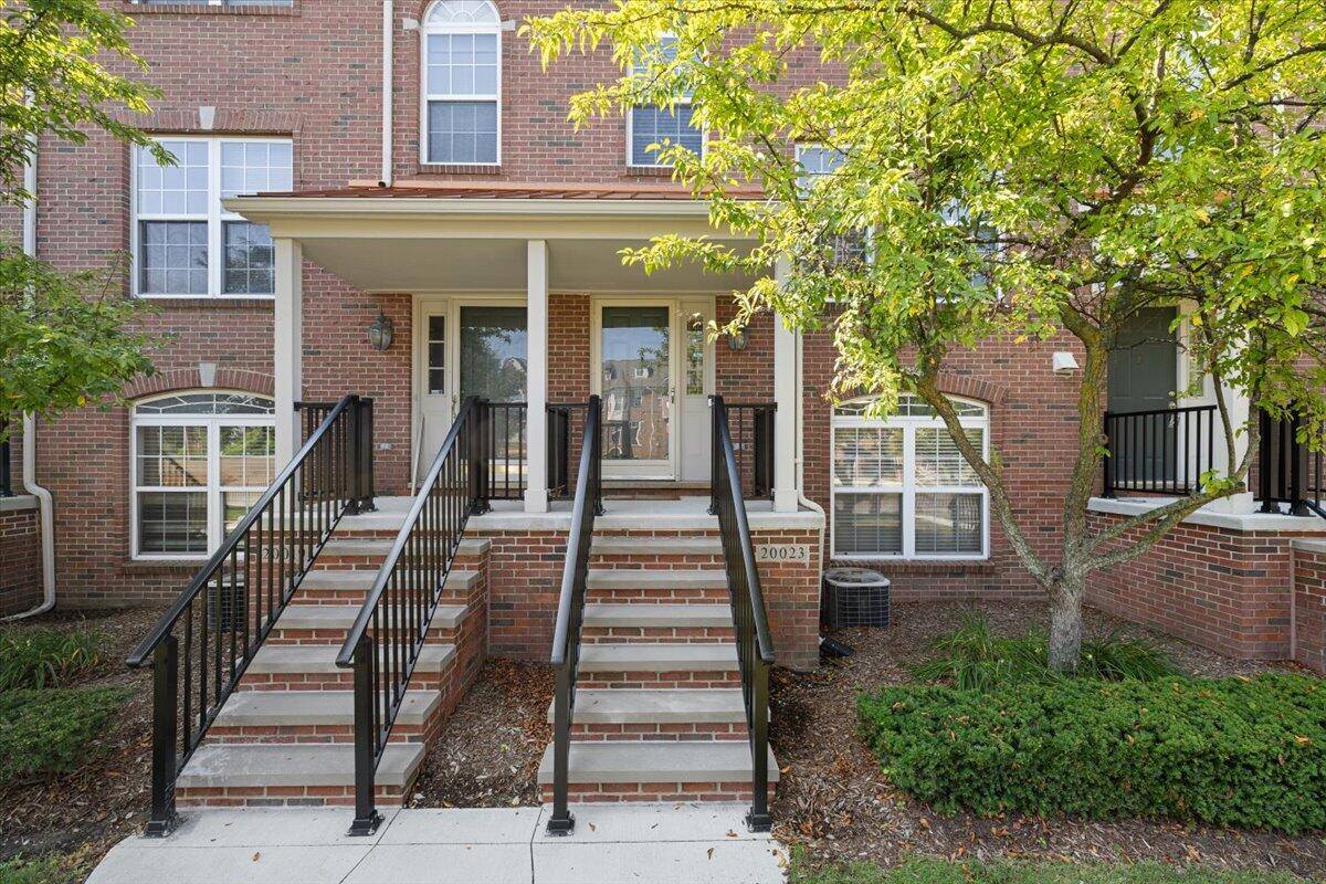 20023 Boardwalk Boulevard, Southfield, MI 48075
