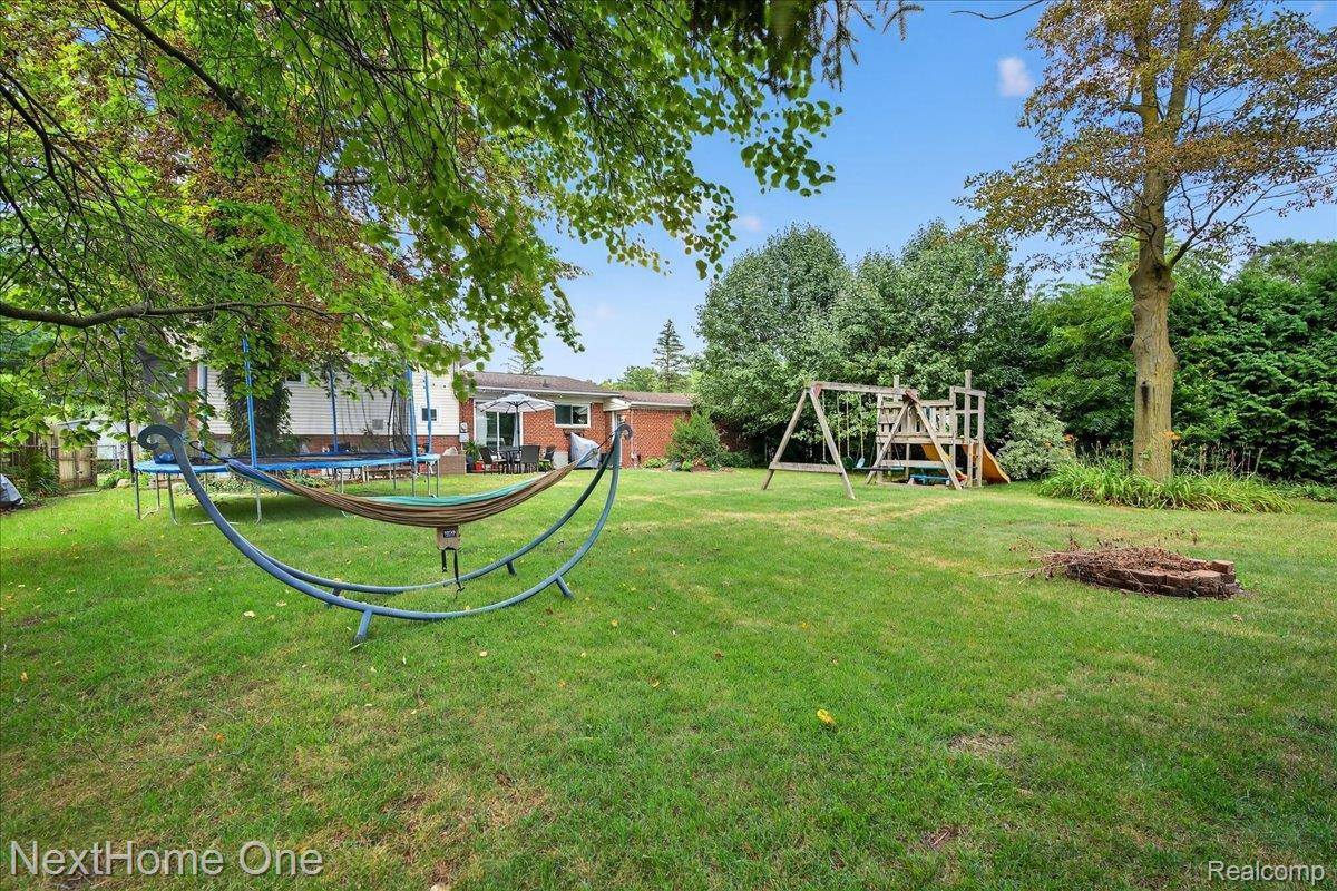 2093 Kingswood Drive, FlintCity_Genesee, MI 48507