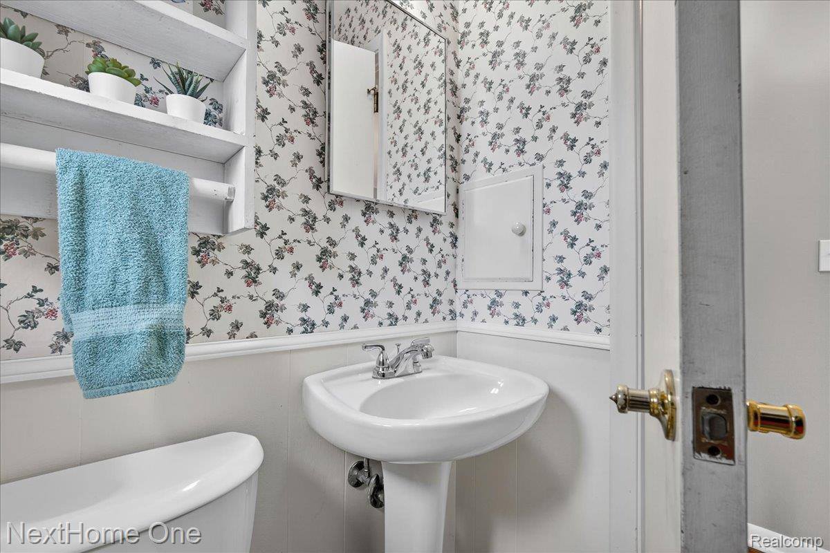 2093 Kingswood Drive, FlintCity_Genesee, MI 48507