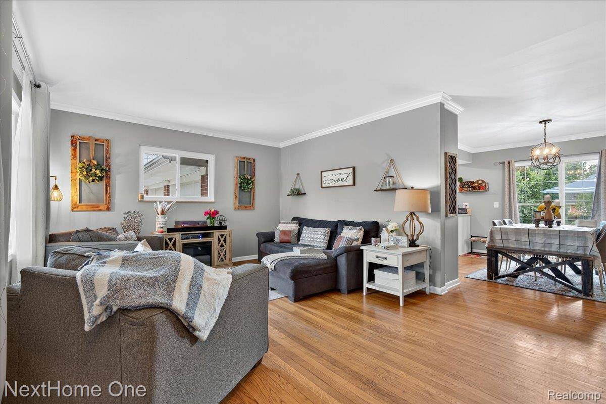 2093 Kingswood Drive, FlintCity_Genesee, MI 48507