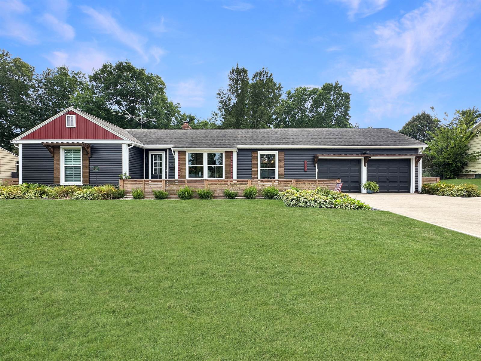 849 Hillcrest Dr, Ashland, OH 44805