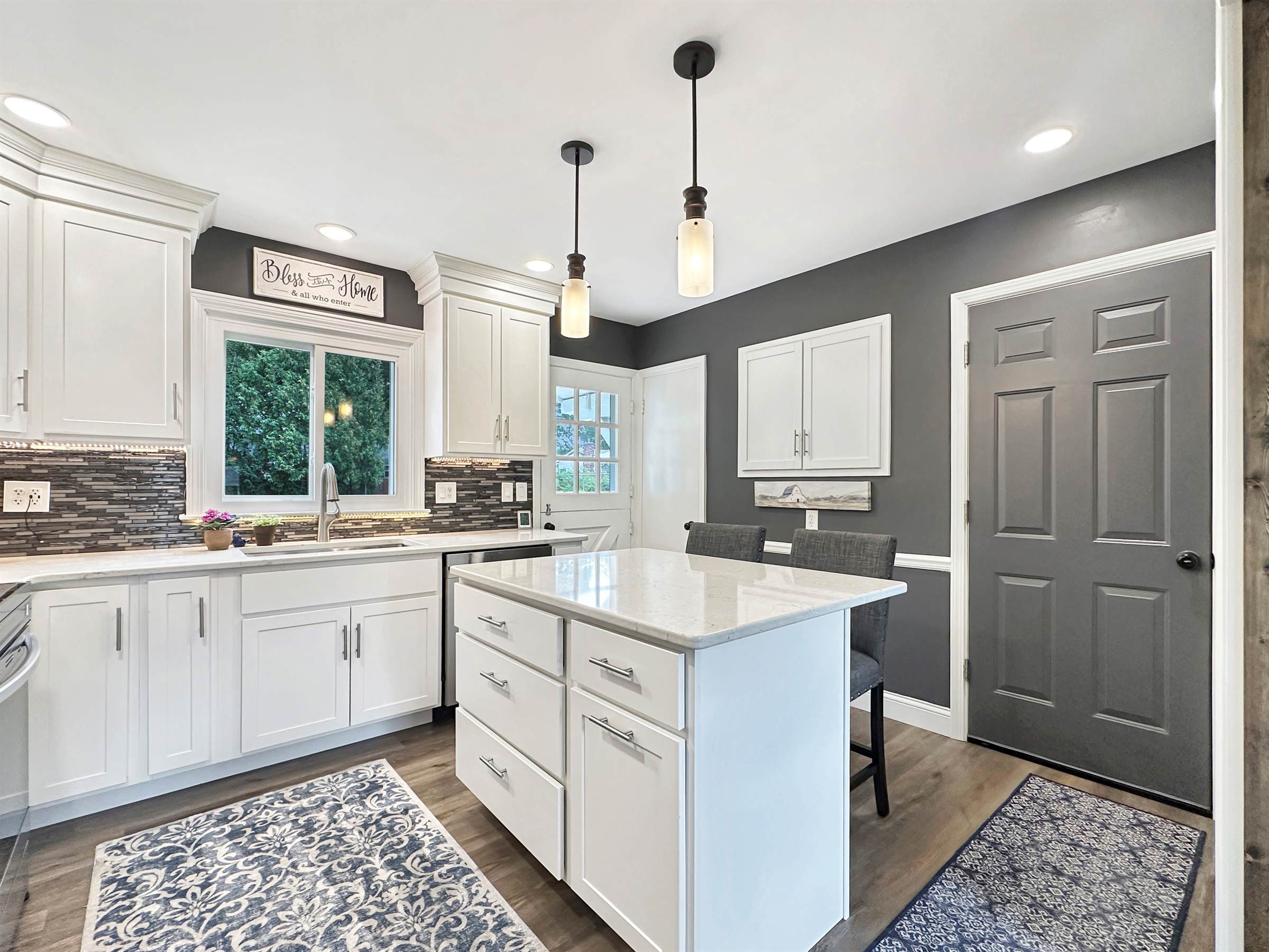 849 Hillcrest Dr, Ashland, OH 44805