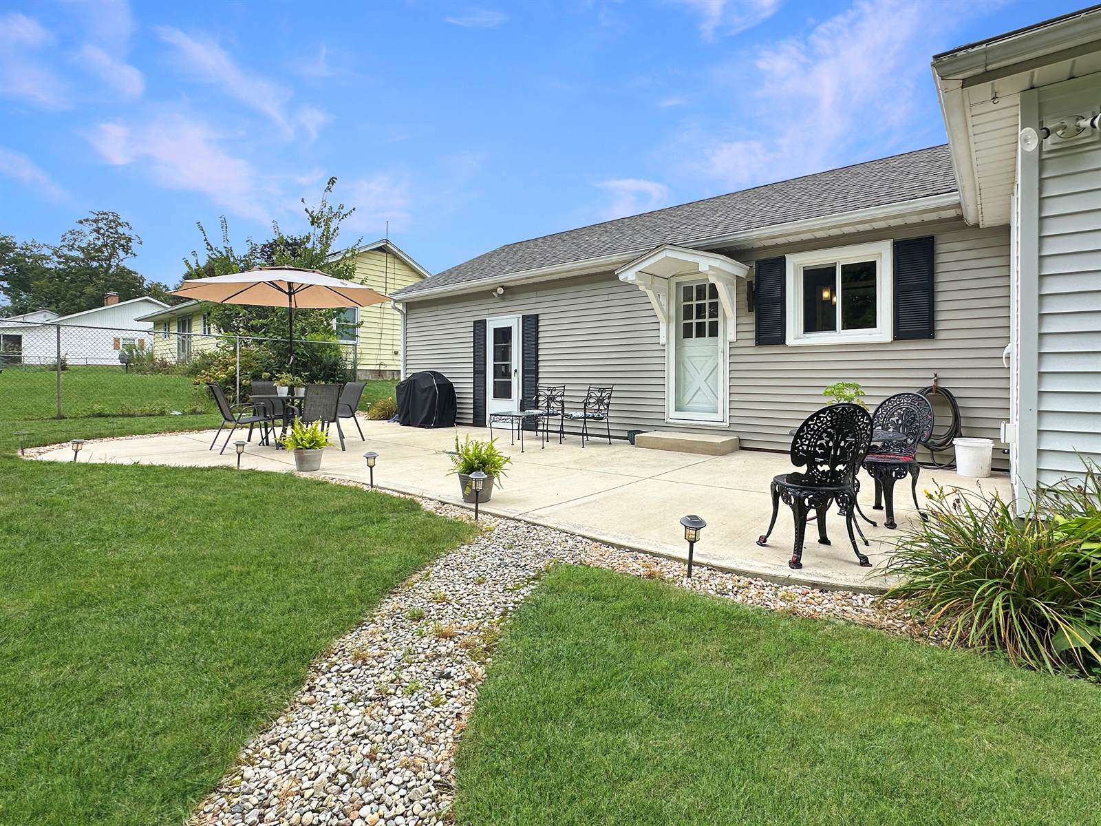 849 Hillcrest Dr, Ashland, OH 44805